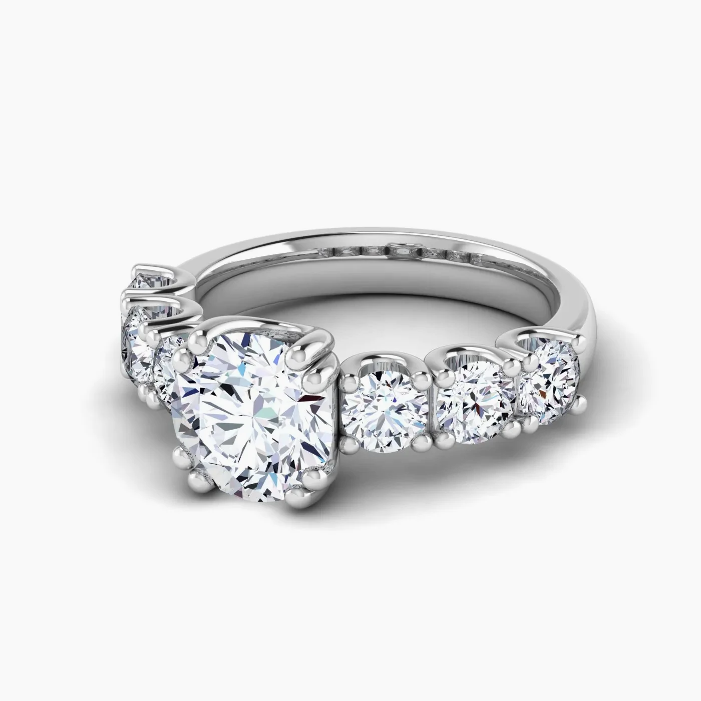 Diana Veretta with 1,77 ct Round Certified Lab Grown Diamond 2