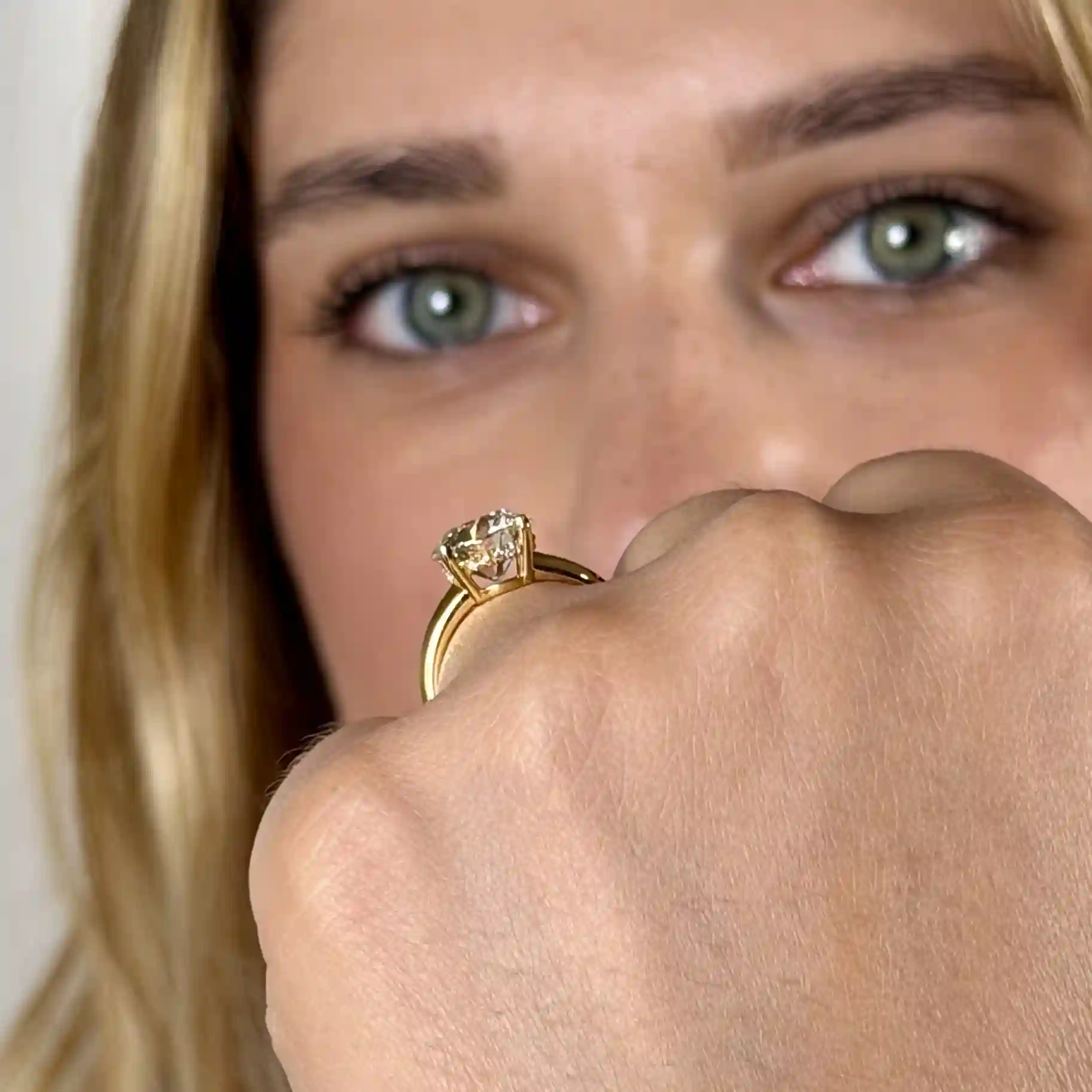 Naos Hidden Halo Engagement Ring with a 3.02 ct Round Lab Grown Diamond 4