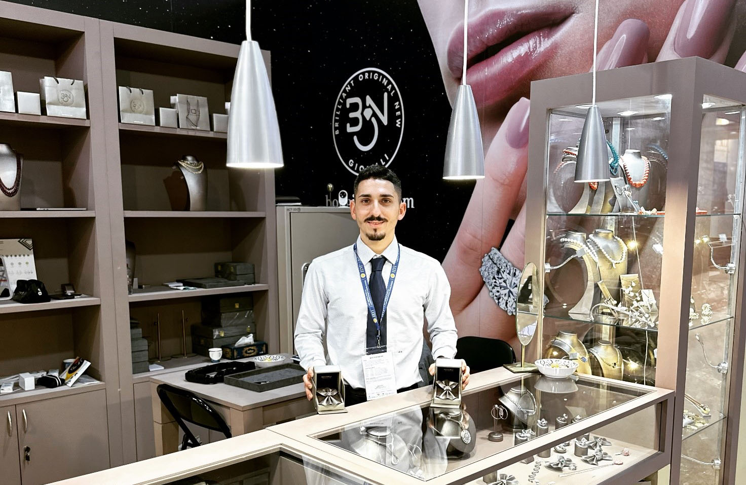 David Esperto in Gioielli e Anello di Fidanzamento