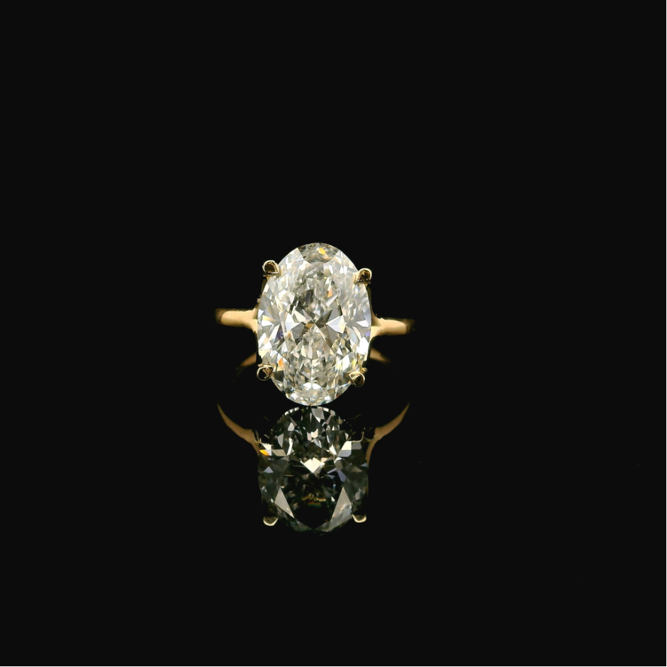 anello di fidanzamento solitario Spica in oro giallo 18 kt con diamante da 4 carati 